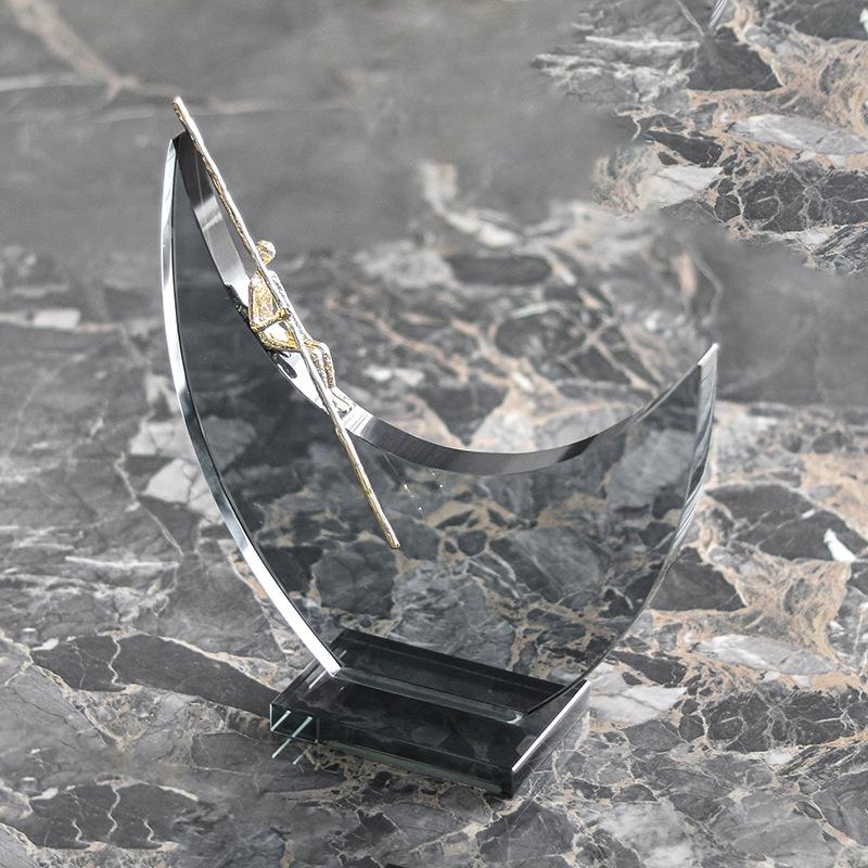 Nordic Creative Crystal Geometric Half-moon Figure Sculpture Ornaments Living Room Bedroom Entrance Hotel Light Luxury Decoration