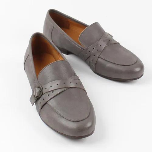 Модные лоферы из коровьей кожи, плоские кожаные винтажные женские туфли, мягкие, удобные и полезные для здоровья