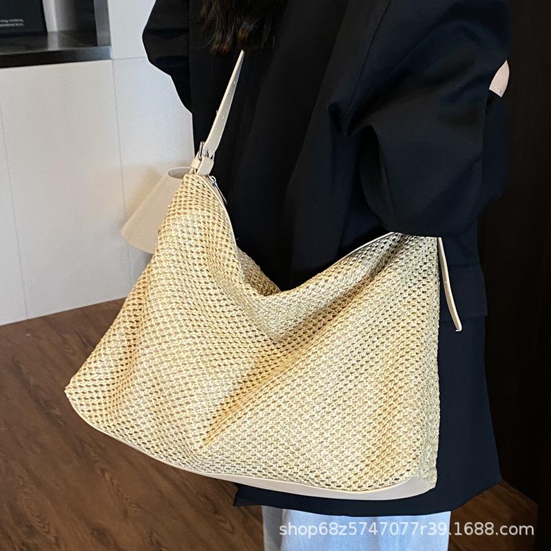 Korean Version Retro Woven Tote Bag Straw Woven Bag Large Capacity Armpit Bag New Shoulder Bag Holiday Wind Beach Bag Women