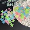 100 шт. 2-3 см Флуоресцентные 3D Звезды Наклейки на Стену и Холодильник Светящиеся в Темноте