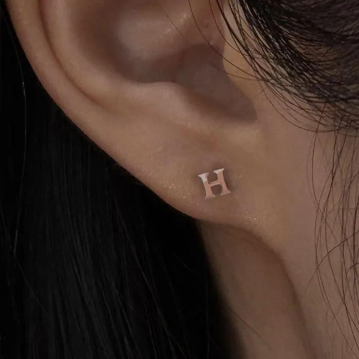 Серьги с буквой H из 14-каратного золота