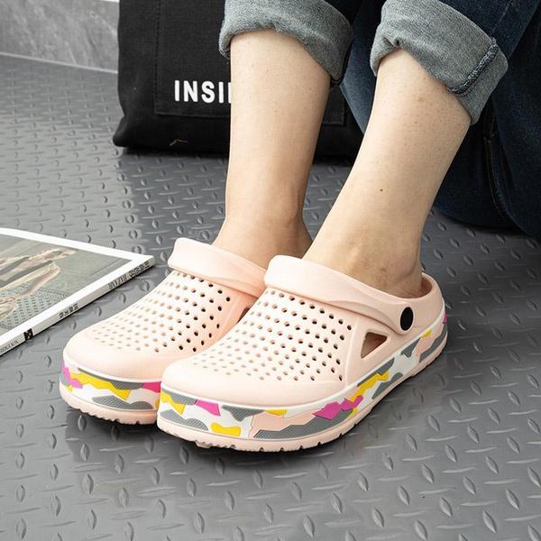 Fashion Clogs Men Sandals Casual Shoes EVA Lightweight Sandals Unisex Colorful Shoes for Women Summer Beach Slippers 36-45