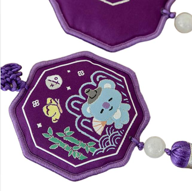 BT21 Брелок с вышитой кисточкой Premium K Edition (7 вариантов)