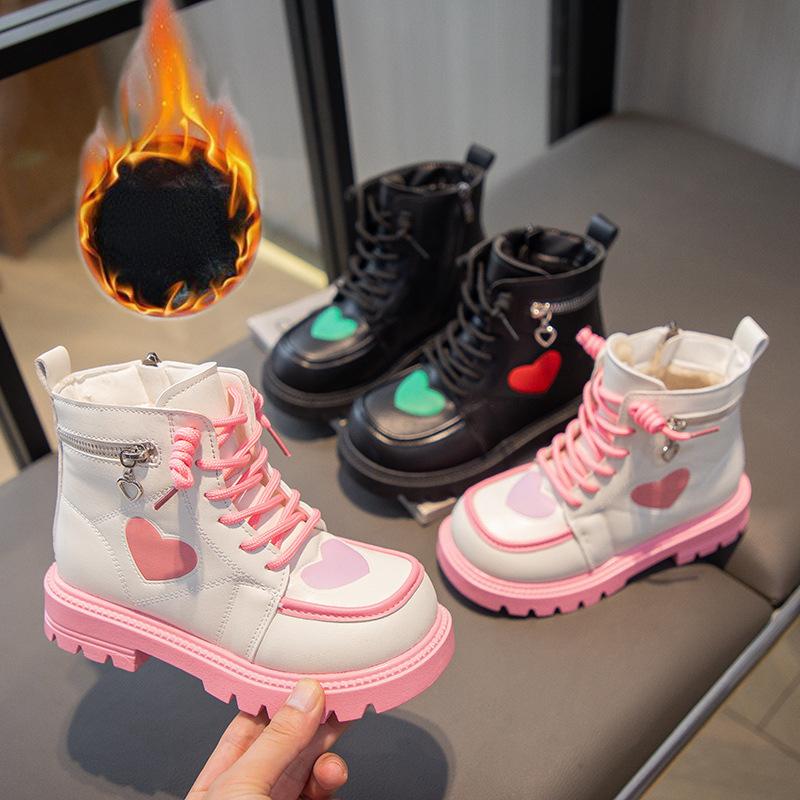 Осенне-зимние модные детские плюшевые короткие сапоги на молнии с сердечками для девочек
