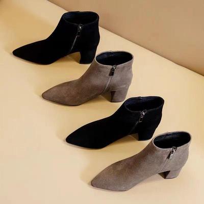 Женские ботильоны на толстом каблуке с острым носком и боковой молнией, на флисовой подкладке для зимнего тепла - доступны варианты черного/телесного цвета