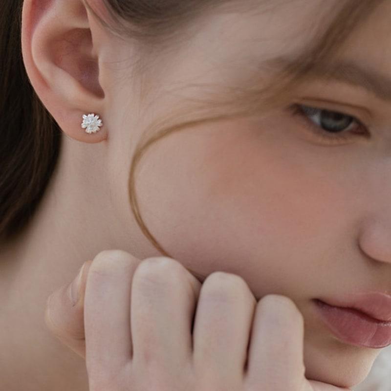 Tatiana (Серебро 925) Серьги «Ослепительная ромашка» EC3198
