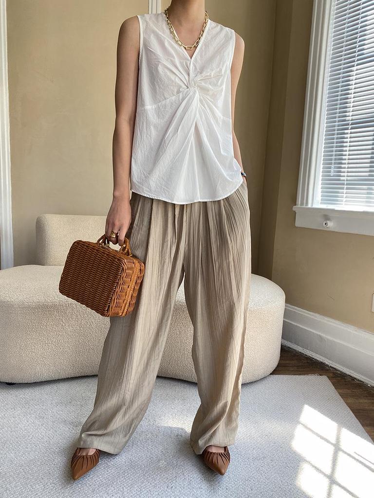 Sinan 3D Twisted French Pleated V-Neck Slim Sleeveless Vest SN3737