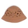 Универсальная химия Вязаная шляпа-ведро с цветком бежевого цвета