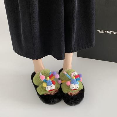Легкие и универсальные милые пушистые тапочки с толстой подошвой для женщин, летняя одежда 2025 года, новинка, увеличивающая рост куклы, однотонные хлопковые тапочки