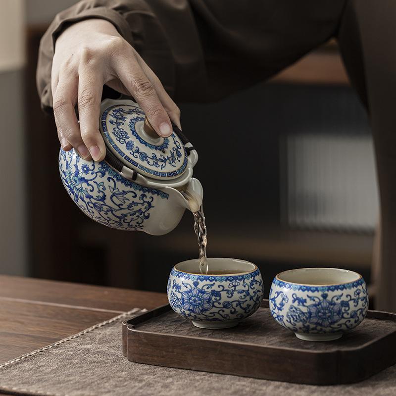 Beige Light Luxury Ru Kiln Twisted Branch Lotus Hand Grab Single Pot Teacup Kung Fu Tea Set Household Large-capacity High-grade Blue and White