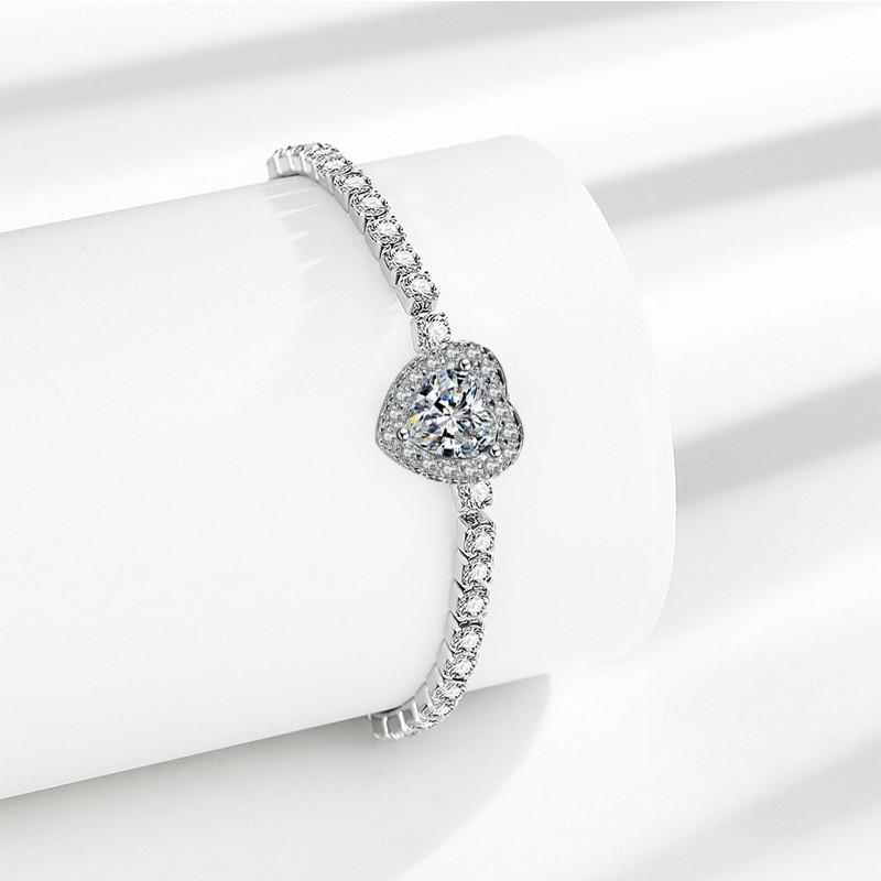 Womens Heart Shape Pull-Chain Bracelet With Simulated Moissanite CZ Stone Fashion OL Style Copper Jewelry