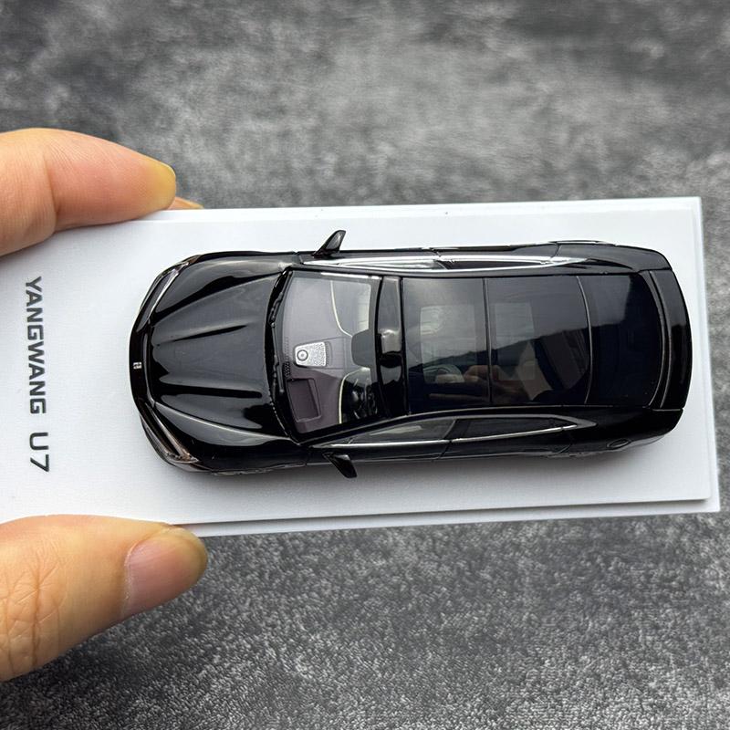 ARBox 1:64 scale BYD Yangwang U7 Alloy Die-Cast Model Car Static display holiday gift collection