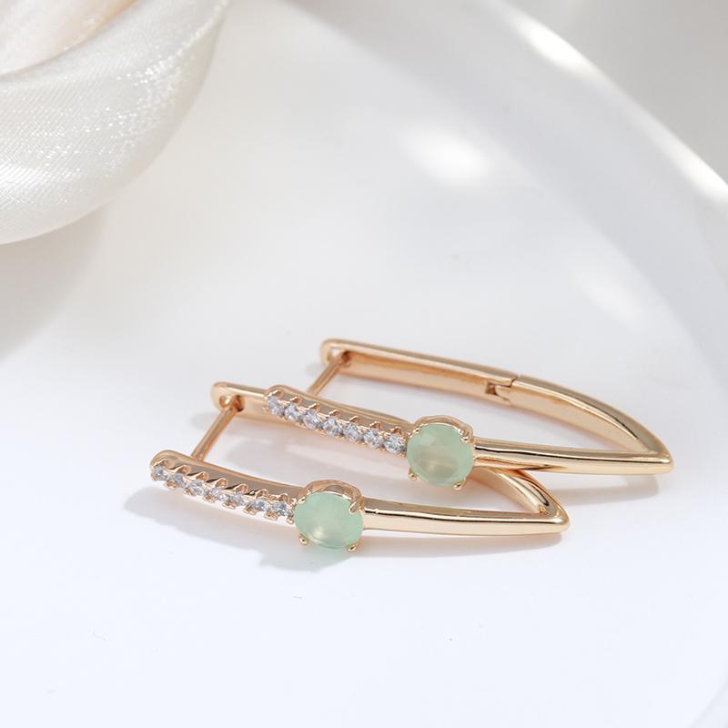 1 пара зеленых циркониевых V-образных серег для женщин золотого цвета, клипсы, повседневные роскошные ювелирные изделия