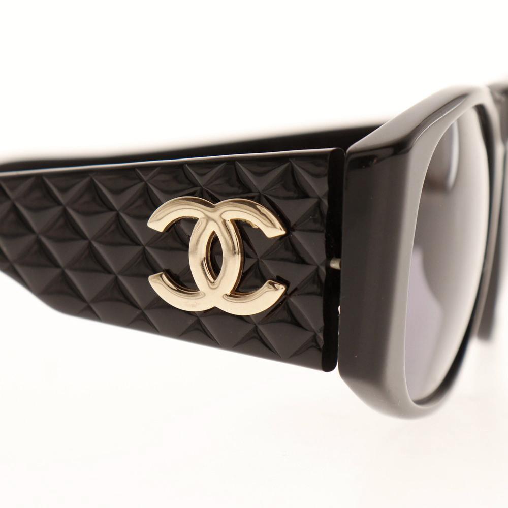 Chanel Солнцезащитные очки COCO Mark 94305 Matelasse черный пластик Женские Б/У