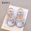 Размер 26-37, сандалии для девочек лето 2025 новая детская обувь корейские туфельки принцессы для маленькой девочки на мягкой подошве с открытым носком