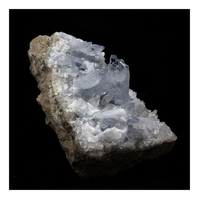 Pierres et Minéraux. Celestine. 346.0 ct. Montalieu-Vercieu, Isère, France..