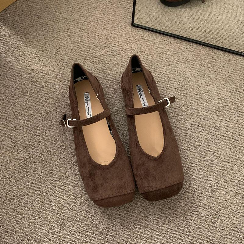 Мода Мода Неглубокая обувь Ремешок с пряжкой Женские туфли Мэри Джейн Балетки Роскошные Женские Квадратный носок Женские Балетки С Обувью 2025 Новинка