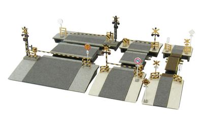 Sankei Miniatuart Petit Z Scale Railroad Crossing Set Paper Craft 1/220 MP01-108