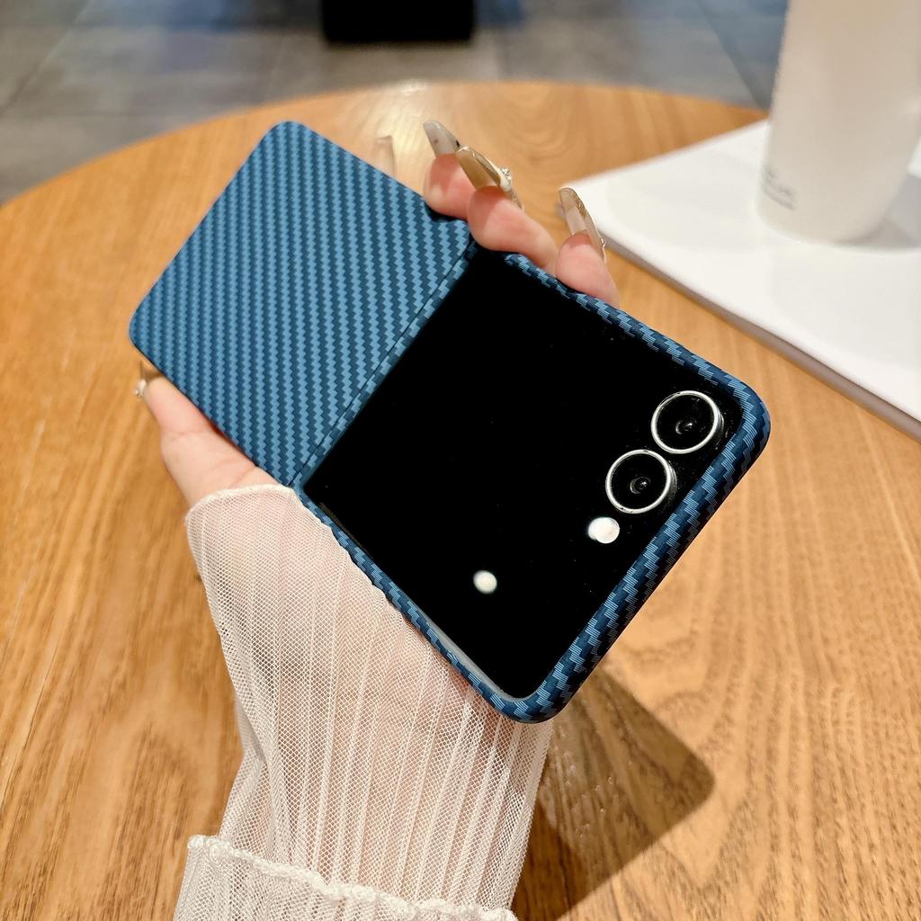 Роскошный защитный бампер из углеродного волокна для телефона Samsung Galaxy Z Flip7 Flip6 Flip5 Flip4 Flip3 Жесткий ПК Контрастный цвет Ударопрочный Защитный чехол