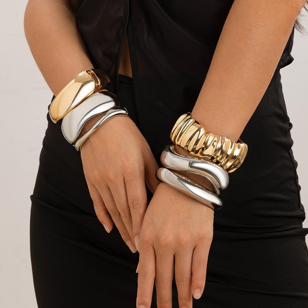 1 Pcs Exaggerated Spring Bangle Open Bracelet Punk Gold Silver Color Hip Hop Geometric Metal Cuff Wide Bangles for Women Jewelry Femme Accessories