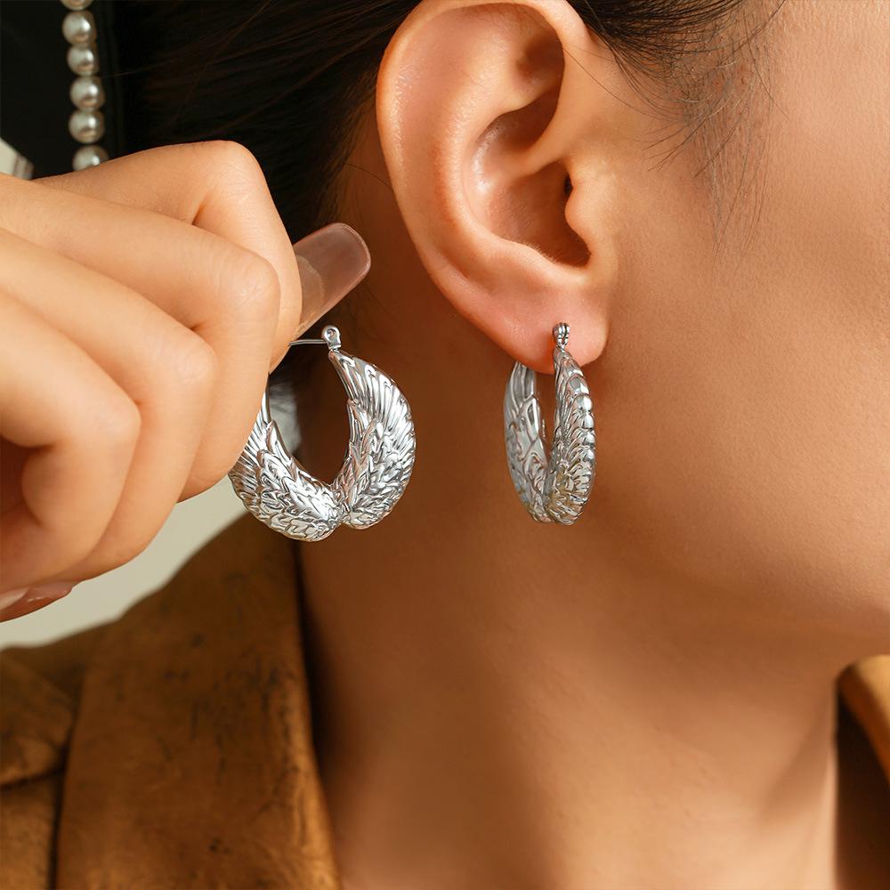 Серьги-крылья геометрической формы с покрытием из 18-каратного золота из титановой стали - Европейский/Американский ретро-дизайн