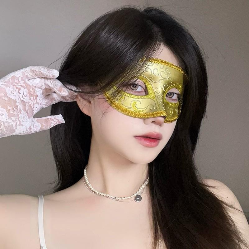 Сексуальная кружевная полумаска с перьями - аксессуар для макияжа на Хэллоуин и маскарада