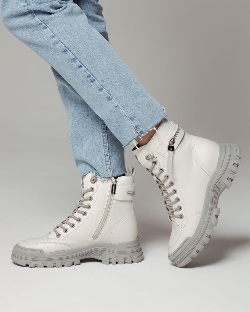 Ботинки женские Lifexpert 6203 36 молочные кожа