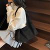 Autumn and winter popular suede tote bag women's large capacity 2026 new commuter armpit bag