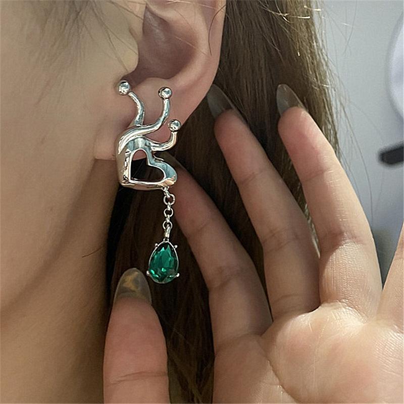 Классические серьги среднего размера для женщин и девочек с эмалью и цветком, серьги-клипсы, винтажные элегантные женские вечерние аксессуары для банкетов высокого класса, ювелирные изделия