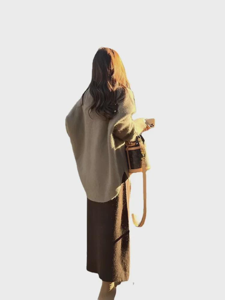 Женская весенняя коллекция: Очаровательное и уникальное утягивающее платье и костюм-двойка