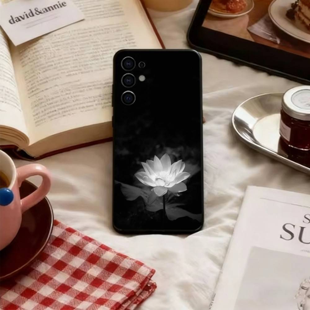 Dark flower Phone Case For Samsung S25,S24,S21,S22,S23,S30,Ultra,S20,Plus,Fe,Soft Black Cover
