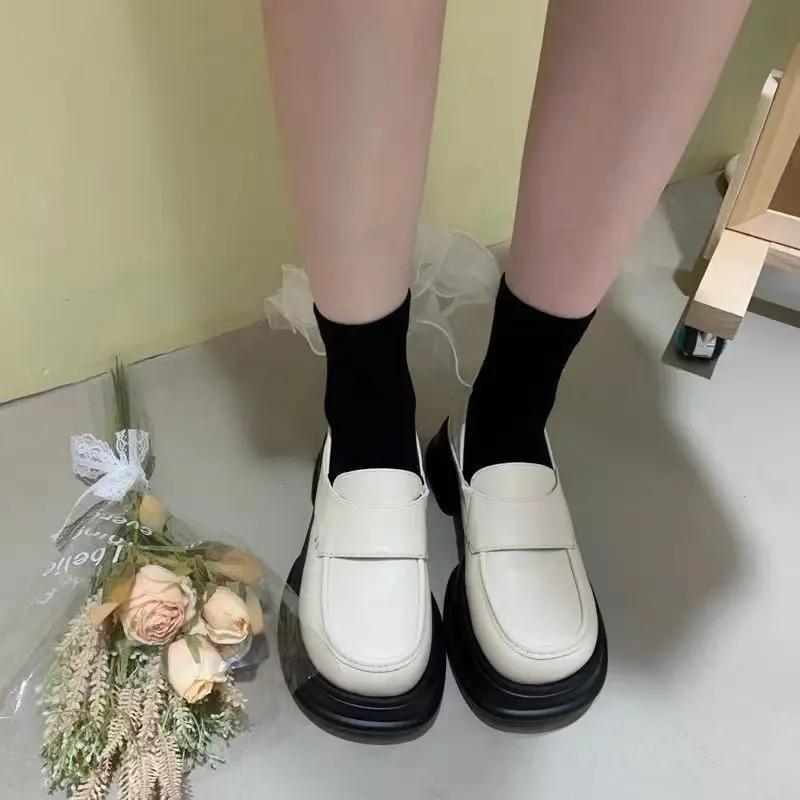 Модная женская летняя обувь Kawaii с каблуком, белые туфли для женщин 2024 года, симпатичная черная весна, высокое качество, нескользящая EA
