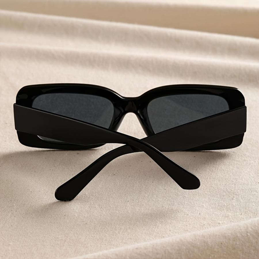 Women'S Rectangular Glasses – Minimalist Black PC Frame, Lightweight & Durable, Suitable for Daily & Formal Occasions, Modern Elegant Design