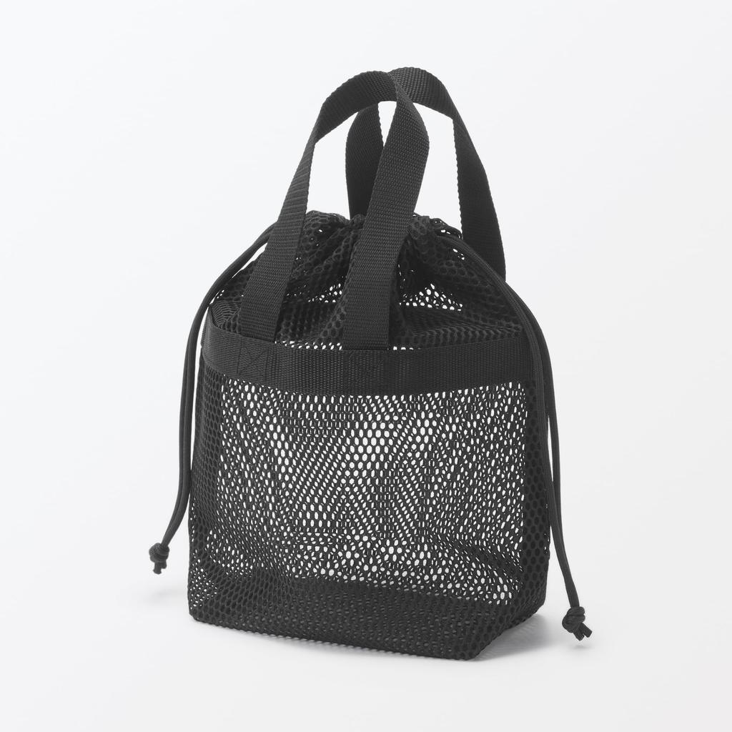 MUJI Сумка-мешок с ручкой из 3D-сетки S 84920738 Черный 23×8×23см