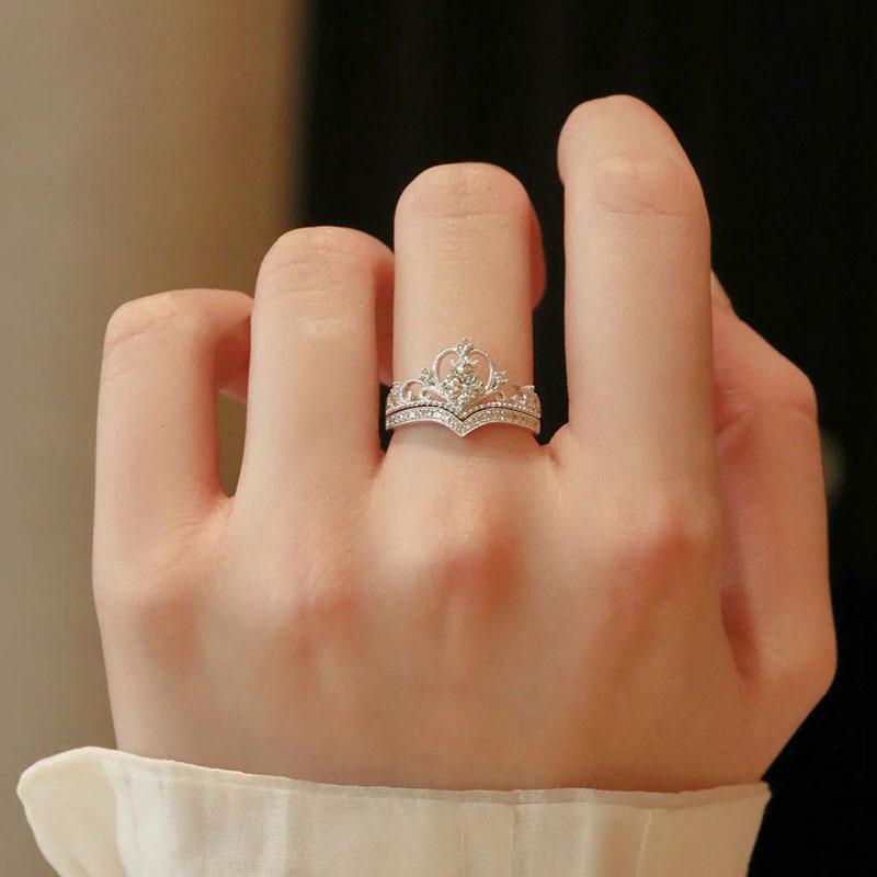 2PCS Fairy Sparkling Crown Rings for Women Teen Crystal Korean Adjustable Silvery Anniversary Gift Party Queen Ring Set Jewelry