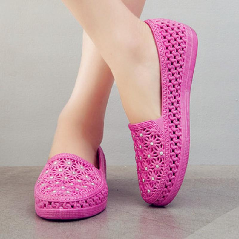 Women's Flats 2024 Summer Breathable Hollow Shallow Slip On Walking Shoes for Women Outdoor Fashion Light Ladies Casual Shoes