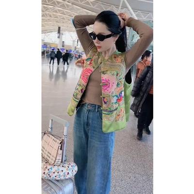 Женский ретро жилет Тан с зелеными пуговицами-лягушками - Ранняя весна 2024