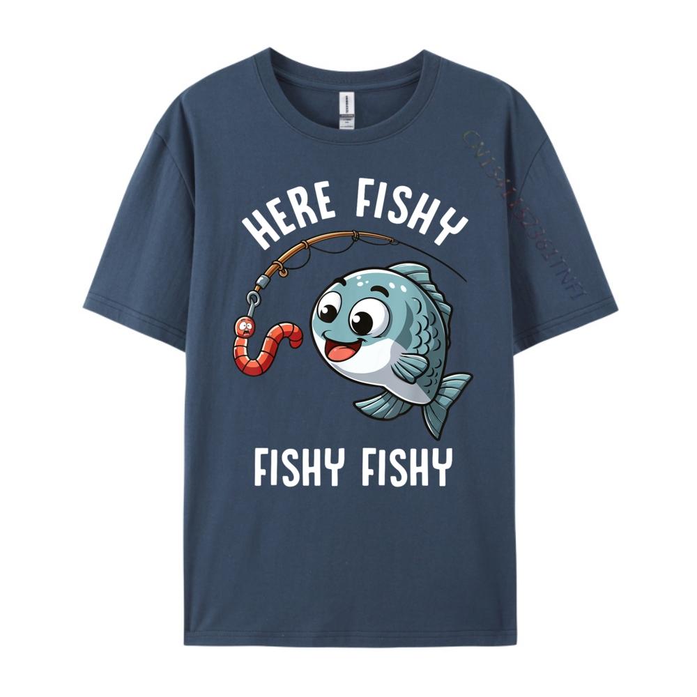 Here Fishy Fishing Funny Worm Cute Fish Fisherman Oversized T Shirt Men Summer Original Mens TShirts Character New Tshirt