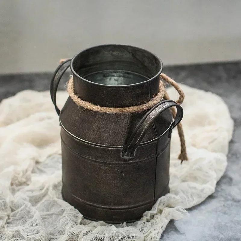 Ретро Старая жестяная ведро для цветов Мебель Реквизит Сад Европейский молочник Одиночный цветочный горшок Ваза Украшения Украшения Домашний декор