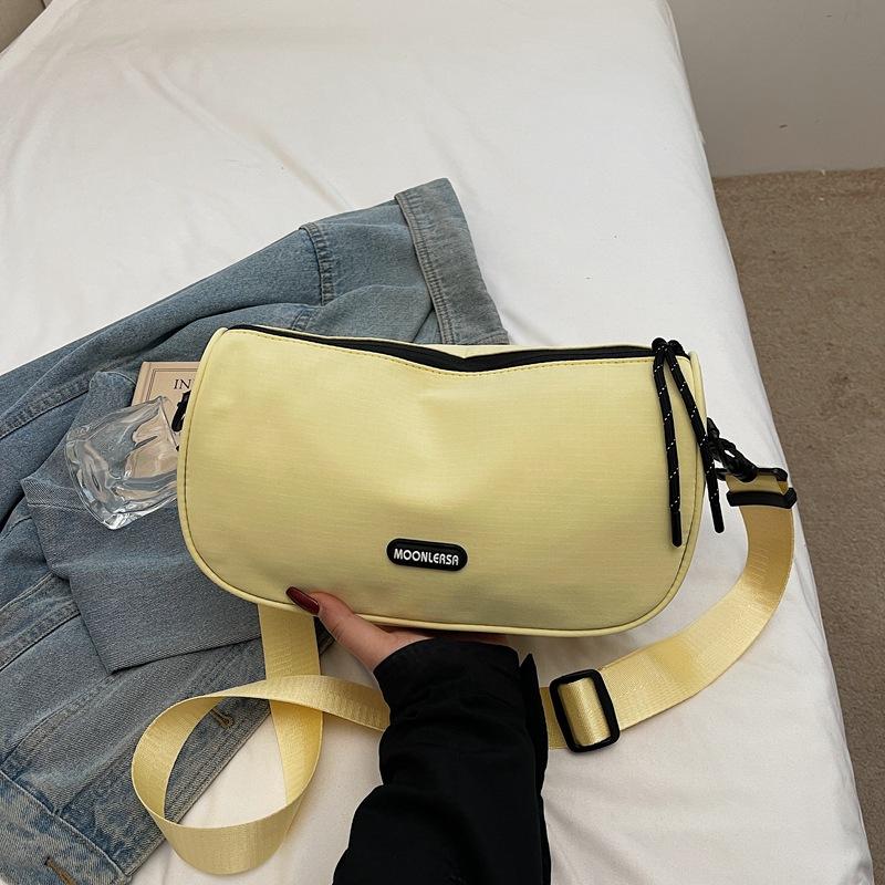 Korean Lazy Wind Women's Crossbody Bag Casual Fashion Large Capacity Commuter Women's Bag Niche Design Casual Pillow Bag