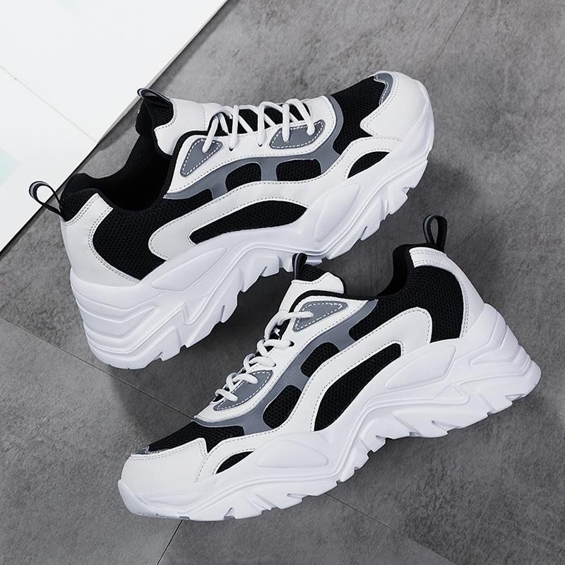 Summer New Thick Sole Sneakers Fashion Lightweight Vulcanized Shoes Outdoor Leisure Sports Running Shoes Women'S Comfor Sandals