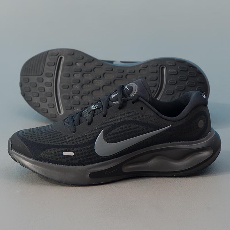 Nike Мужская сезонная беговая обувь FN0228-009