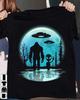 Funny Bigfoot Alien Ufo Blue Moon Black Unisex T-Shirt
