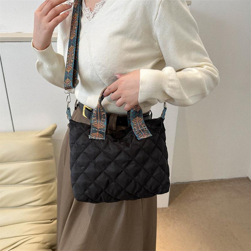 Yogodlns Design Lingge Quilted Padded Large Tote Nylon Women Handbags Luxury Design Shoulder Crossbody Bags Shopper Bag