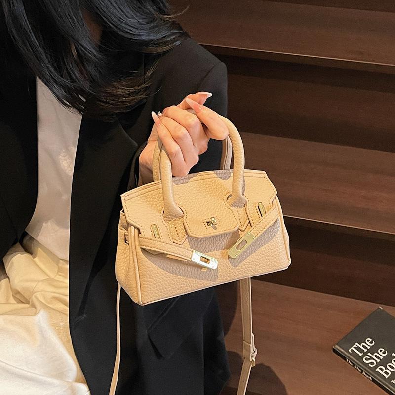 Женская кроссбоди сумка высокого класса на все сезоны - Мода 2025