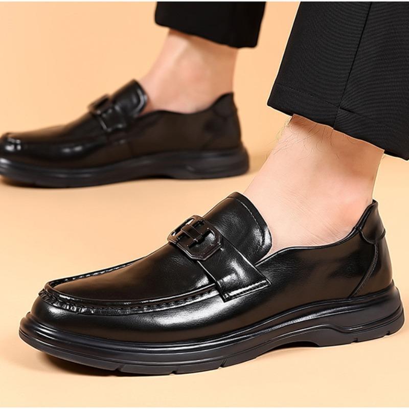 Fashion Spring Autumn Cow Leather Dress Shoes for Men Fashion Soft-soled Men's Wedding Shoes New Designer Casual Loafers Male