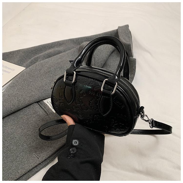 Customer Order Versatile Bag Women's Autumn and Winter Retro Fashion Portable Pillow Bag Niche Commuter Messenger Women's Shoulder Bag
