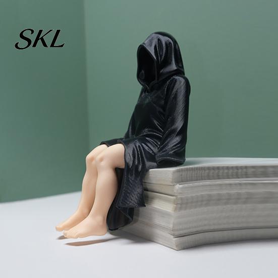 Hooded Female Shelf Sitter 3D Printed Black Robe Women Figurine, Sitting PLA Figurine Sitter, Gothic Statue for Home Office Bookshelf Decoration