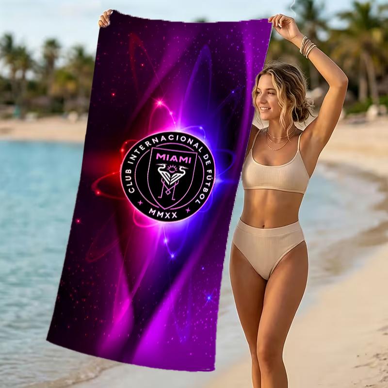 Пляжное полотенце с узором Inter Miami CF - мягкое, впитывающее, можно стирать в машине, легкое и современное, для плавания, незаменимое в путешествии