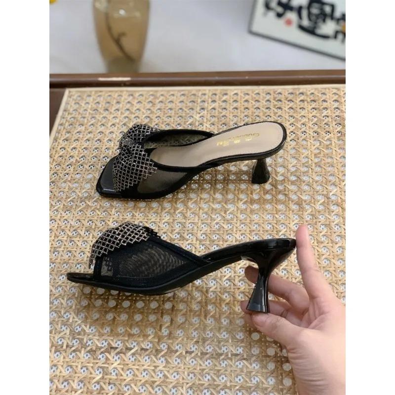 Модные женские туфли с сетчатым бантом на высоком каблуке, новые французские повседневные полые женские сандалии, дизайнерские повседневные женские тапочки